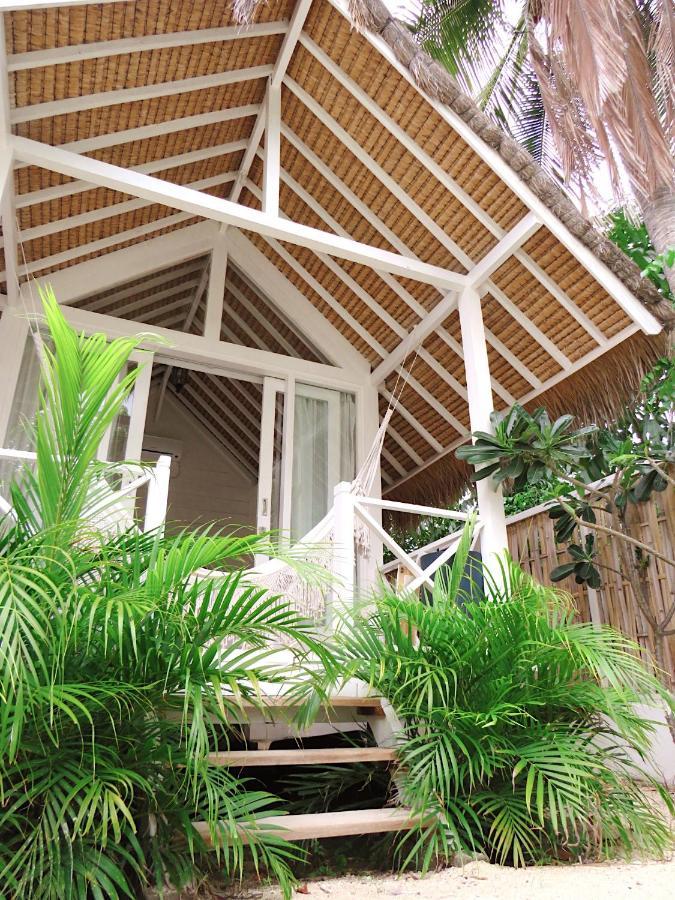 Love Coconut Bungalows Quần đảo Gili Ngoại thất bức ảnh